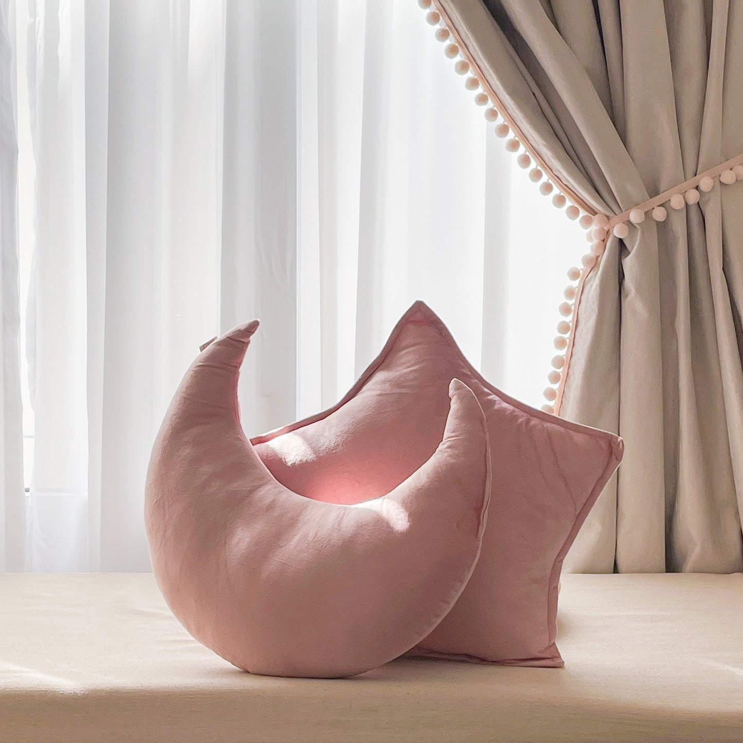 Velvet Cushion - Star (Pink)